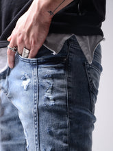 Load image into Gallery viewer, Distressed Washed Jeans