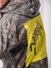 Load image into Gallery viewer, Hooded Camouflage Jacket
